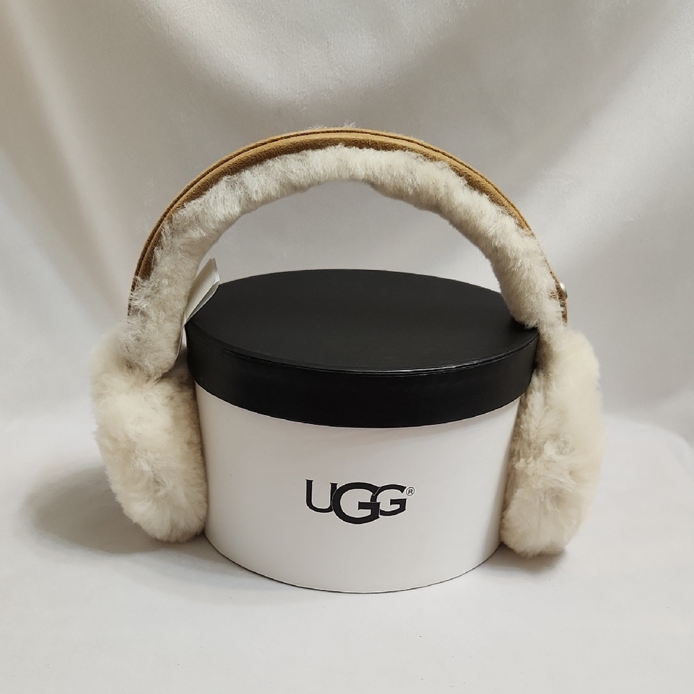 UGG Chestnut Center Strip Fur Ear Muffs - Picture 3 of 11